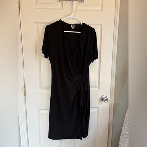 Anne Klein Black Short‑Sleeve Faux Wrap Dress (Size 16)